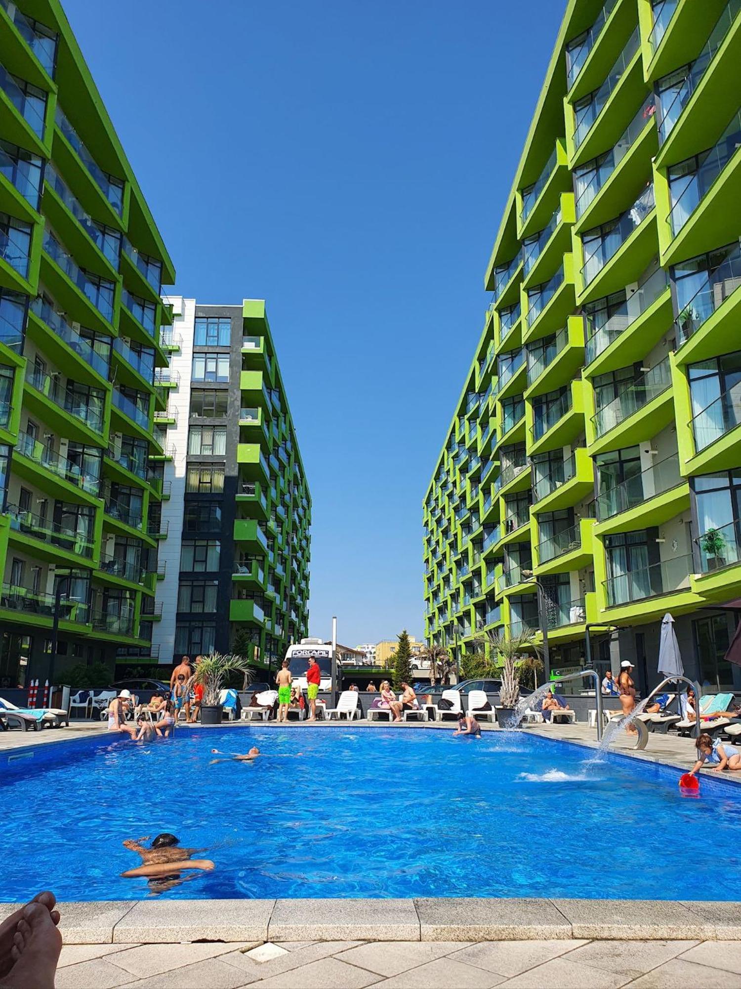Purple Onyx - Pool & Spa Beach Resort Năvodari Exterior foto