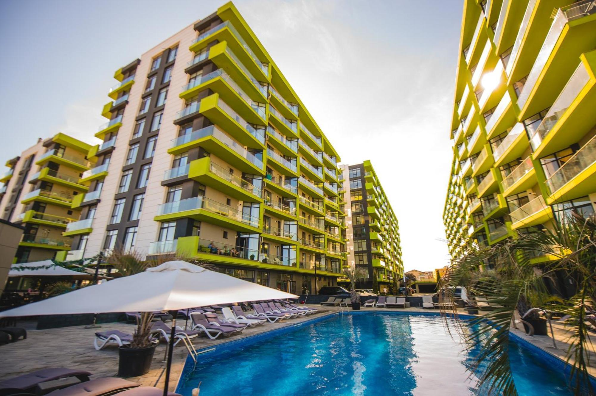 Purple Onyx - Pool & Spa Beach Resort Năvodari Exterior foto